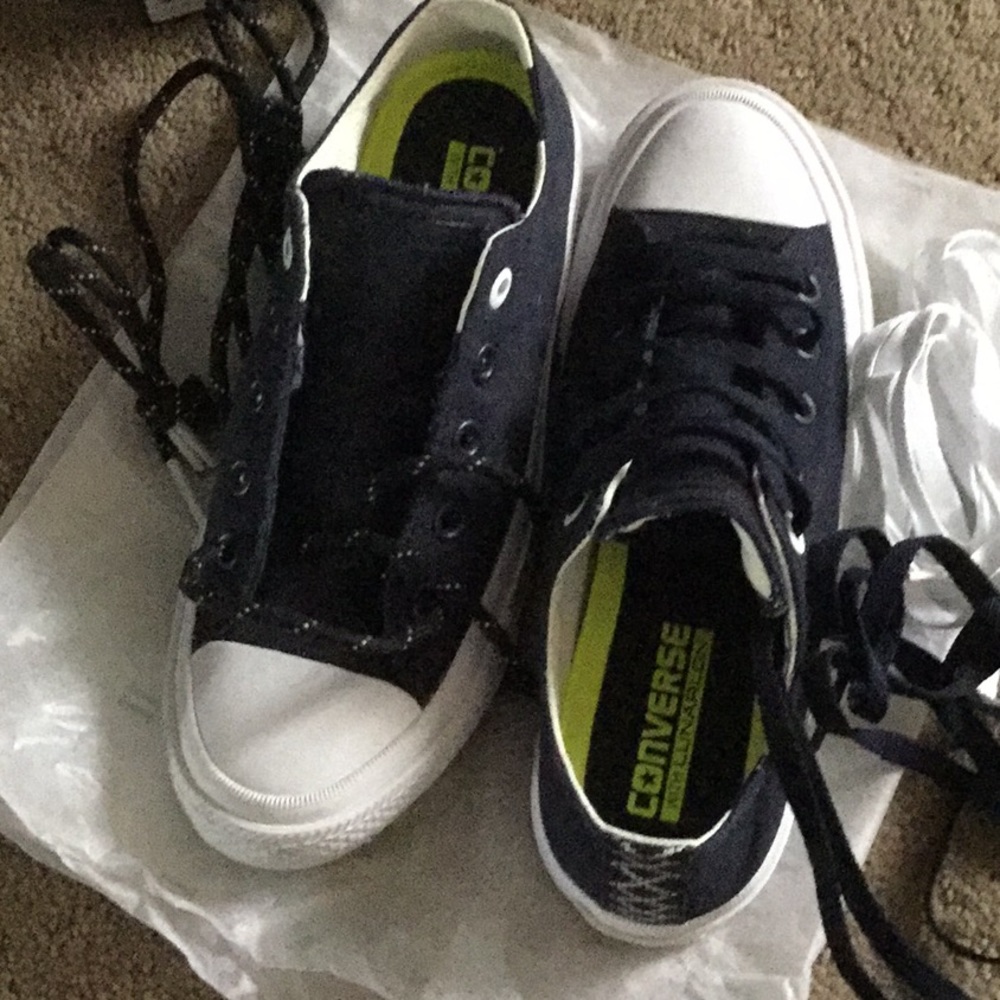 Converse low top blue w/ the lunarlon insoles